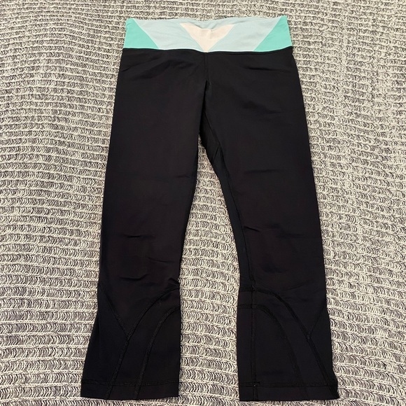 Lululemon Capris - Picture 1 of 5